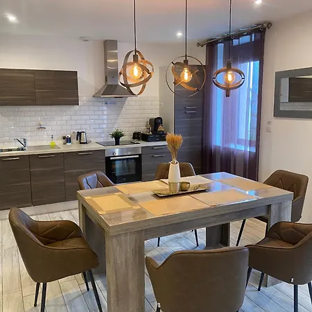 Apartmanhotel Le Moulin D'oscar & - Mulhouse Nord 4*